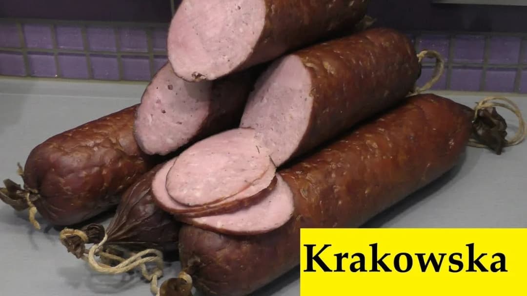 Prosty przepis na kiełbasę krakowską drobiową, którą pokochasz