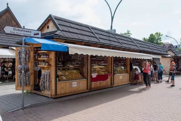 Gdzie kupić prawdziwe oscypki w Zakopanem - najlepsze miejsca i porady