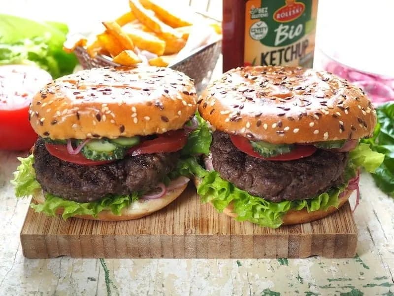 Jak zrobić burger wołowy - idealny przepis, który zachwyci smakoszy
