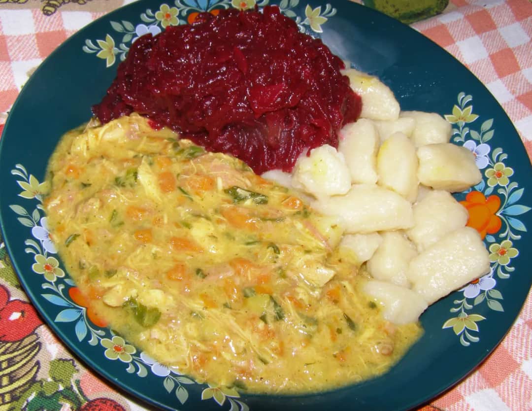 Aromatyczna potrawka drobiowa – łatwy przepis na pyszny obiad