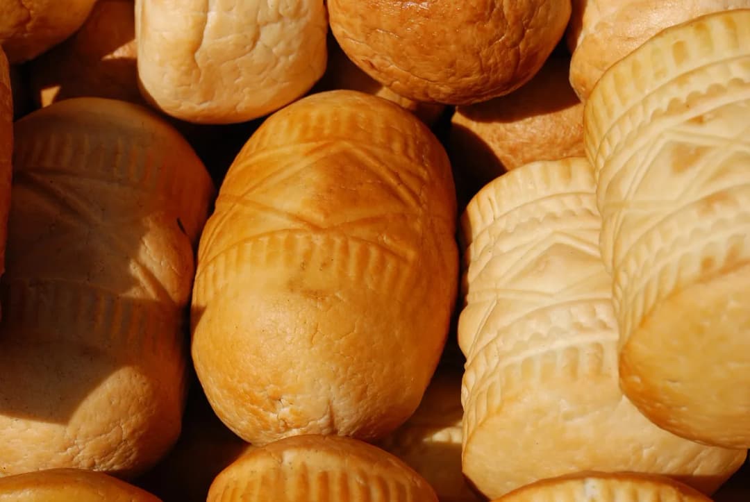 Gdzie kupić oscypek w Zakopanem? Najlepsze miejsca i porady