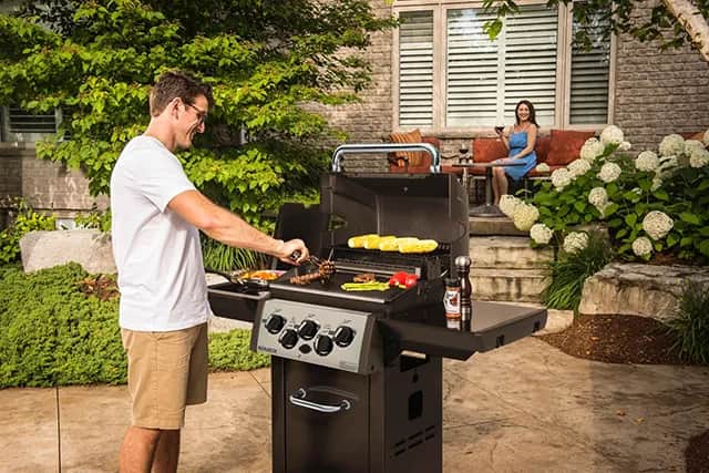 Najlepsze blachy do grilla gazowego - wybierz idealną płytę dla siebie